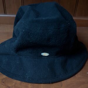 Liz Claiborne Classic Black Hat